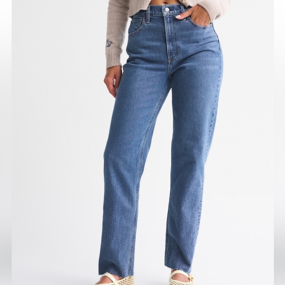Abercrombie & Fitch Curve Love High Rise 90s straight jeans - Picture 2 of 8